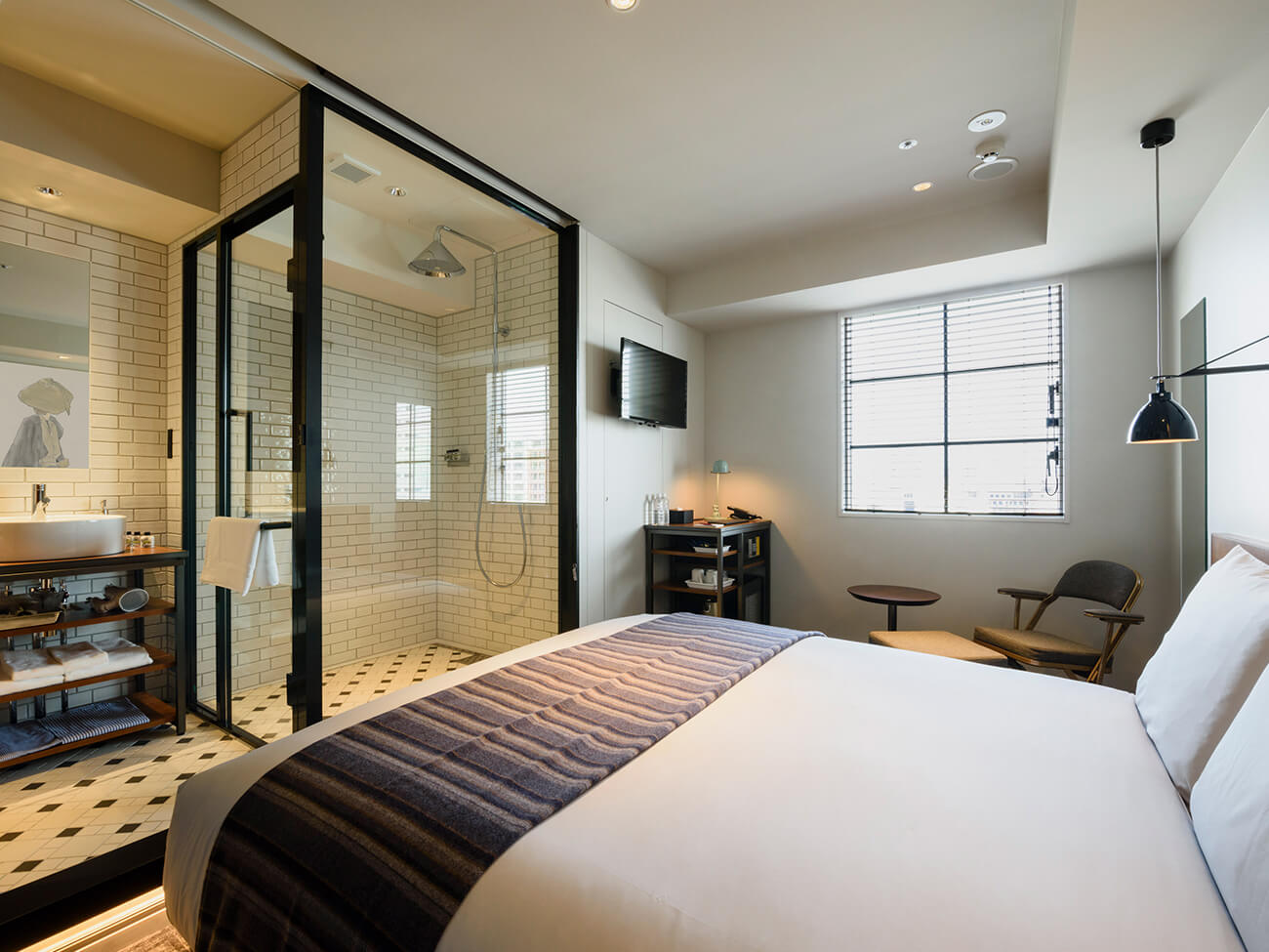 雙人（特大床）僅附熱帶雨林淋浴（禁止吸煙）